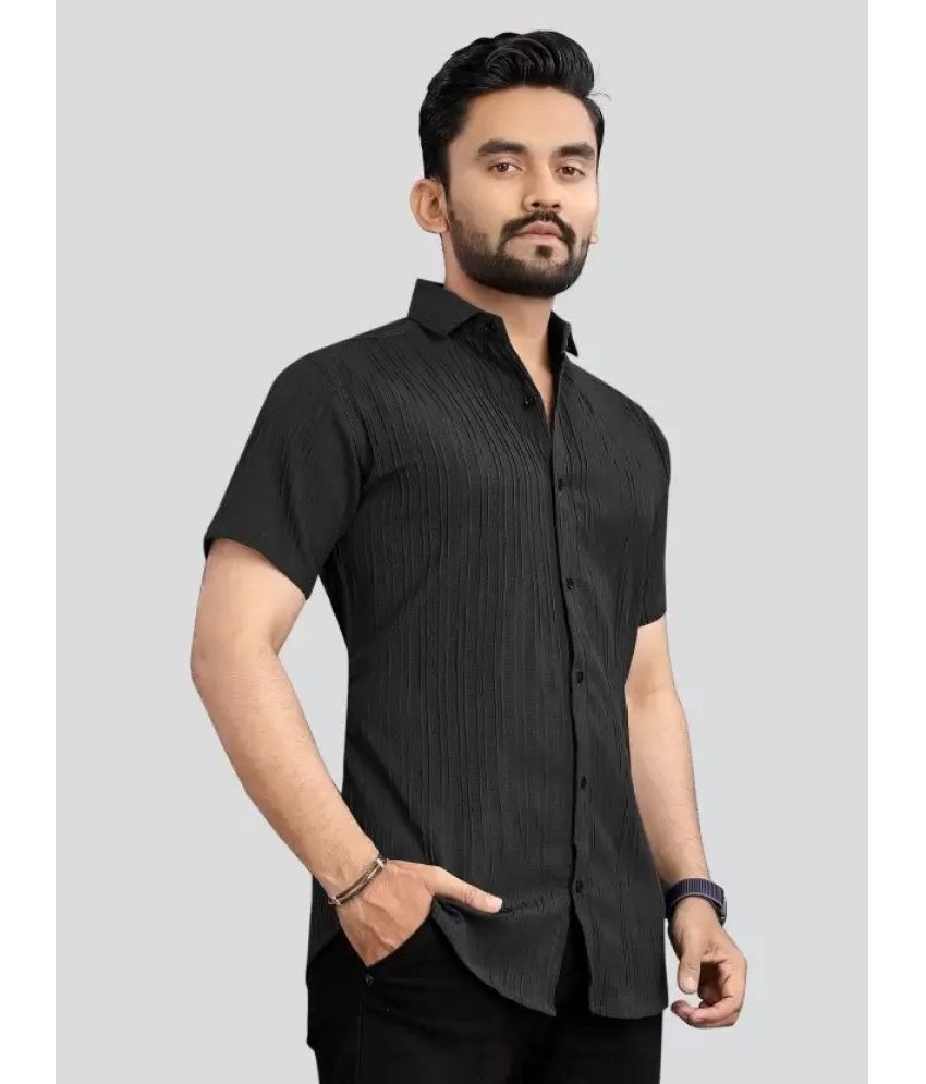     			Westchic Cotton Blend Regular Fit Self Design Half Sleeves Men's Casual Shirt - Black ( Pack of 1 )