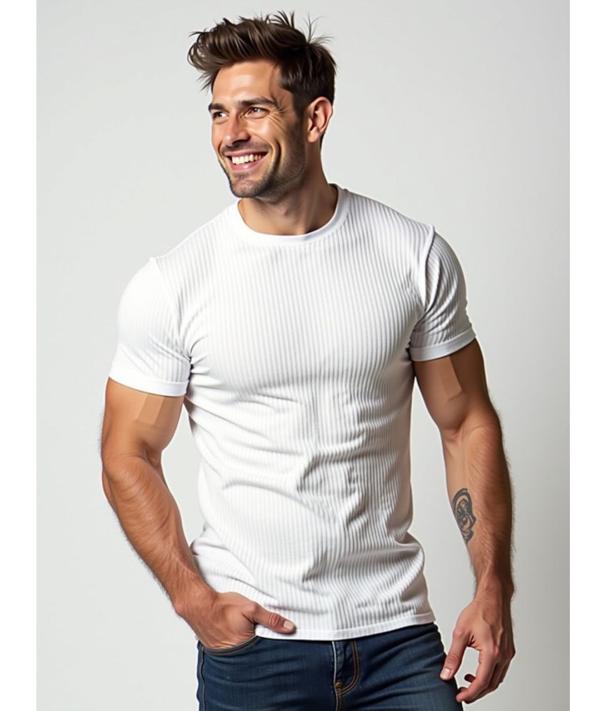     			fashion and youth Cotton Blend Regular Fit Solid Half Sleeves Men's Round T-Shirt - White ( Pack of 1 )