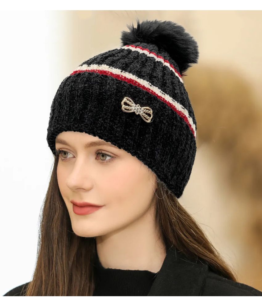     			Alamos Black Woollen Women's Cap ( Pack of 1 )