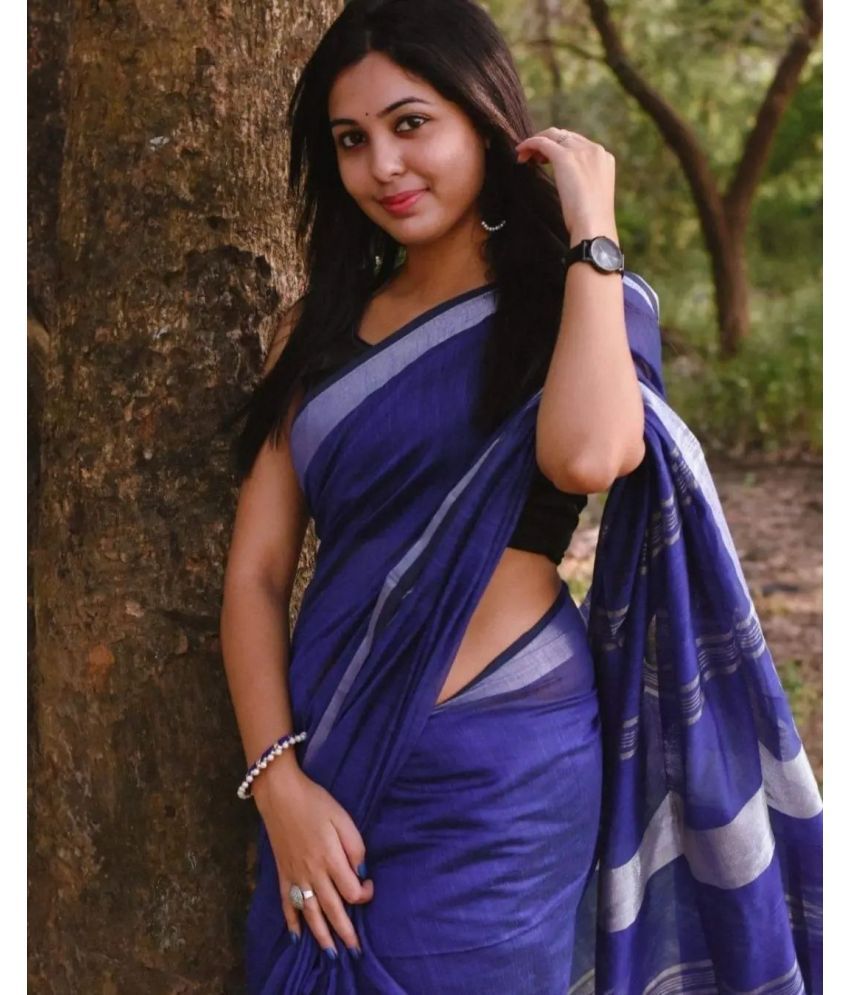     			SARADA HANDLOOM Cotton Woven Saree With Blouse Piece ( Blue , Pack of 1 )