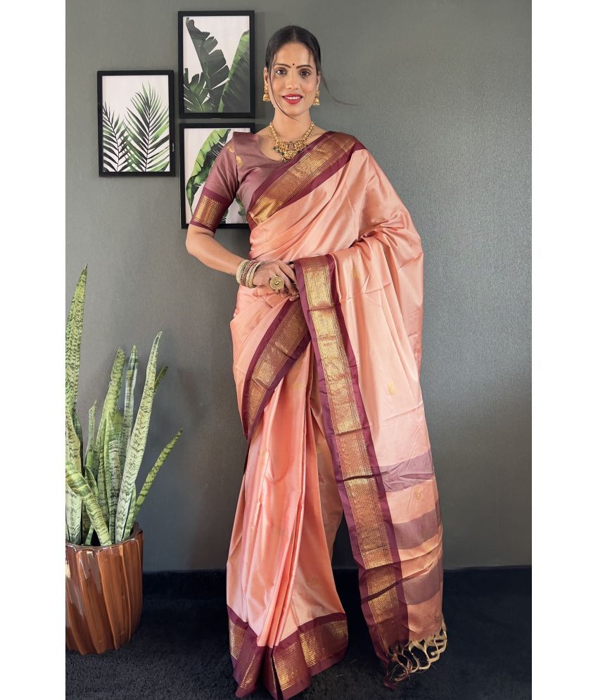     			KV Fashion Cotton Silk Woven Saree With Blouse Piece ( Peach , Pack of 1 )