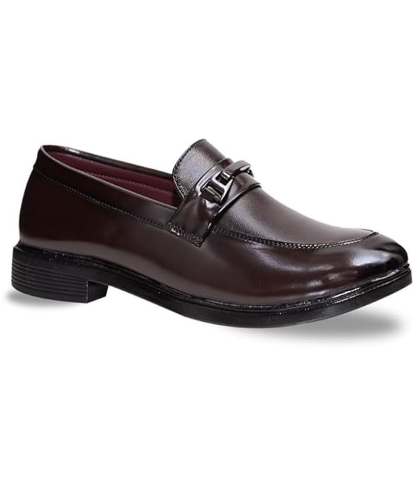     			ATERNA Brown Men's Mocassin Formal Shoes