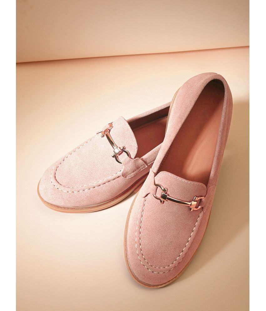     			Fentacia Pink Women's Loafers