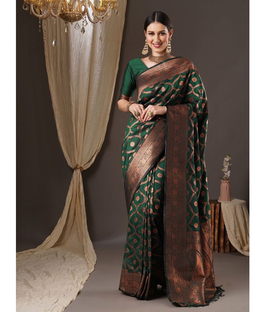     			Vastukala Silk Woven Saree With Blouse Piece ( Green , Pack of 1 )