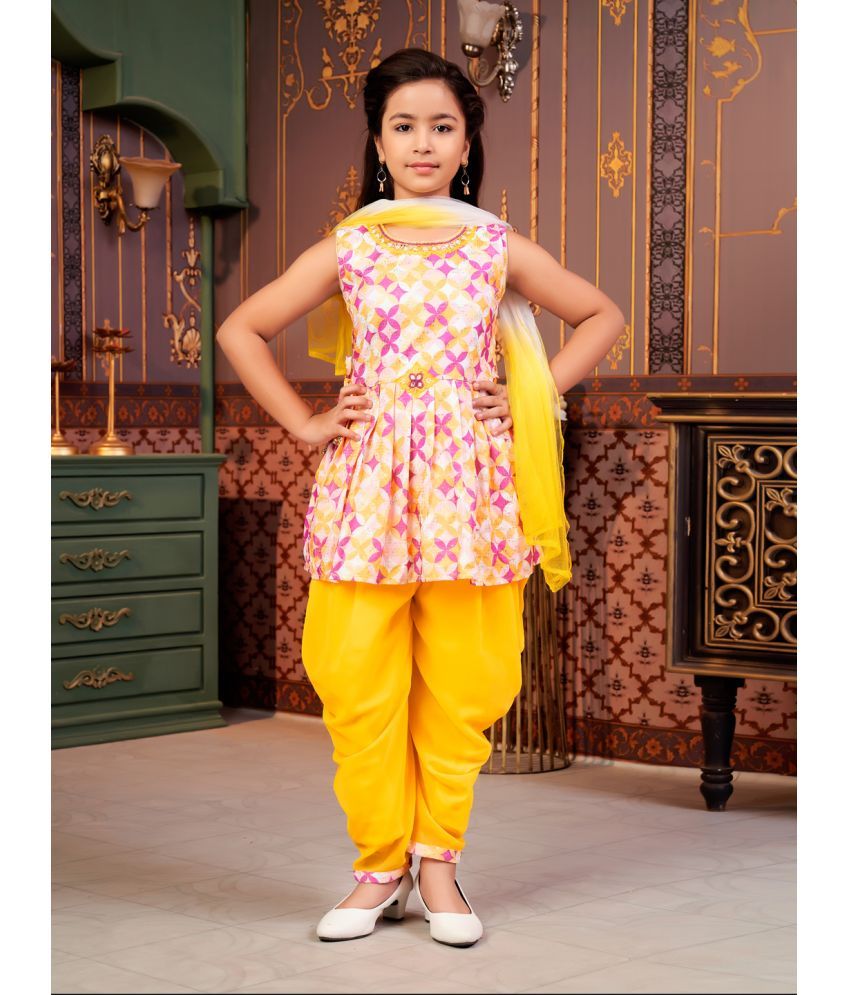     			Aarika Girls Cotton Blend Kurti with Dhoti ( Pack of 1 , Yellow )