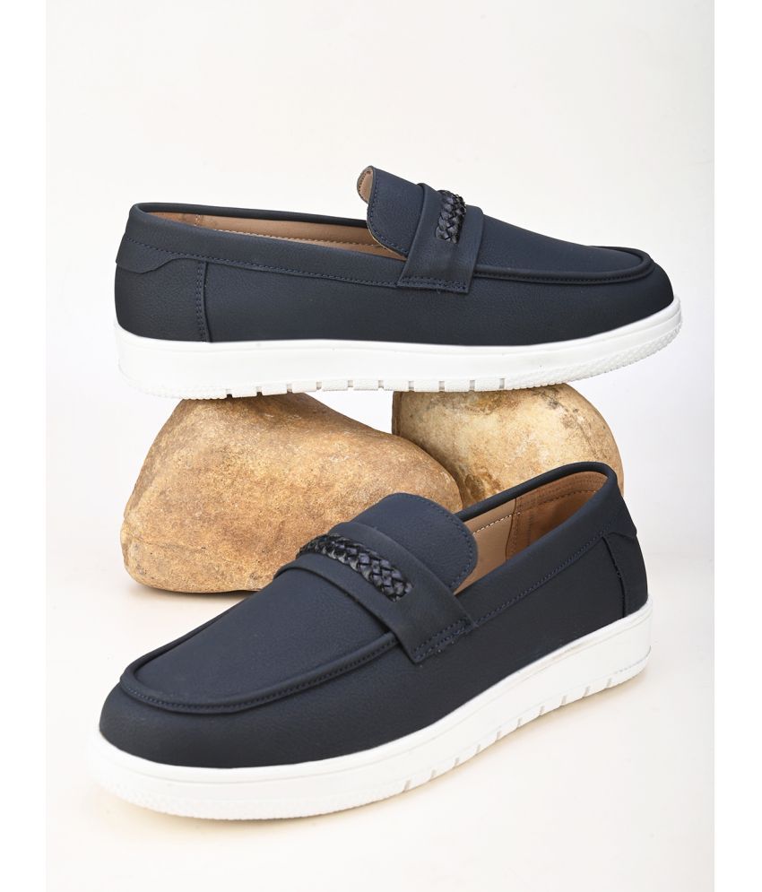     			Fentacia Blue Men's Slip on