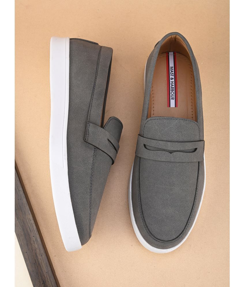     			Fentacia Light Grey Men's Slip on