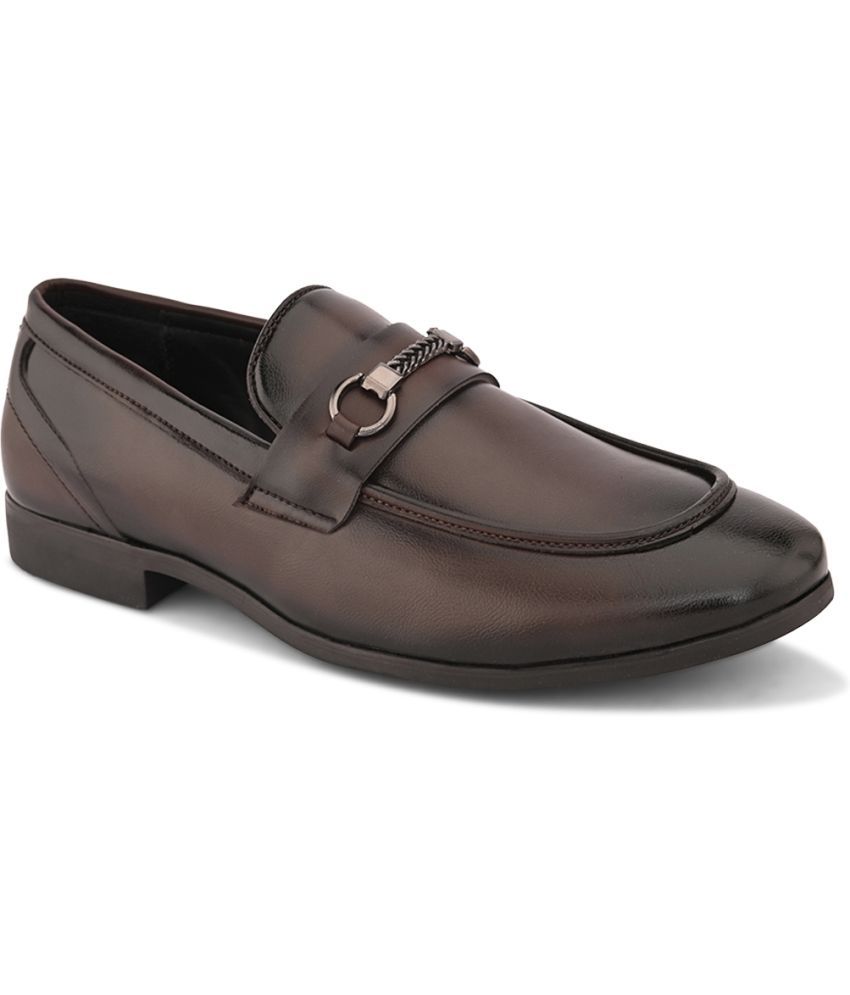     			Fentacia Brown Men's Penny