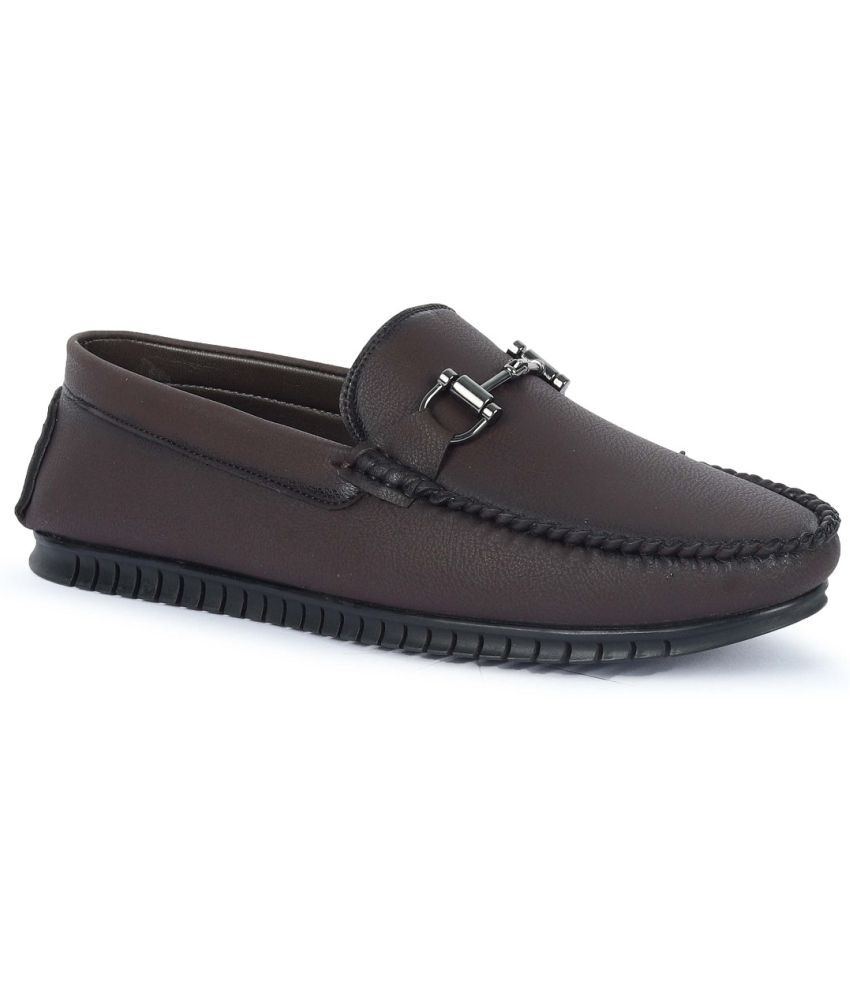     			jactooz Brown Men's Slip on