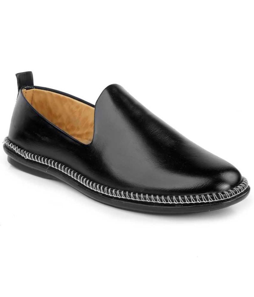     			Akiko Black Men's Slip on