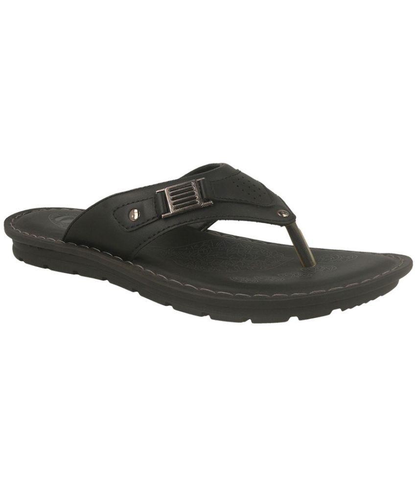     			Aeroblu Footwear Black Men's Daily Slipper