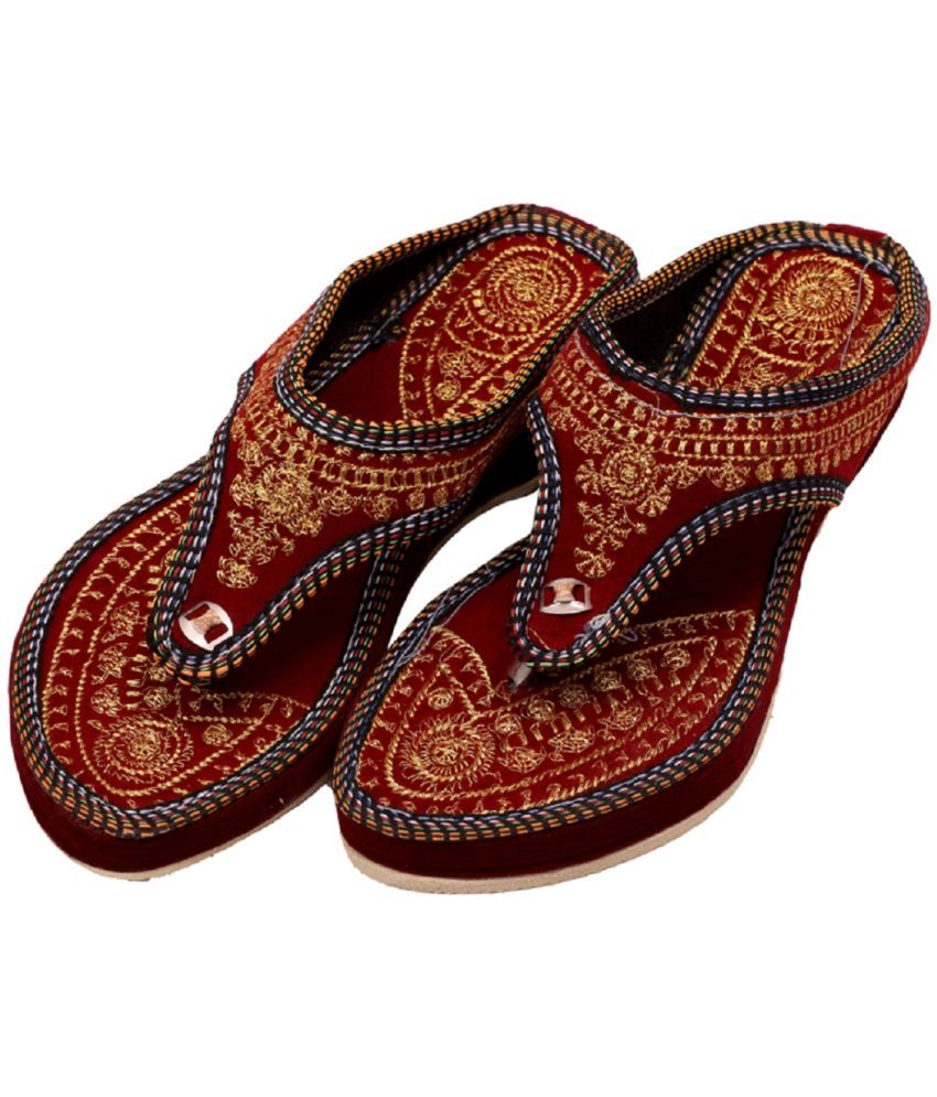     			Apratim Maroon Ethnic Footwear