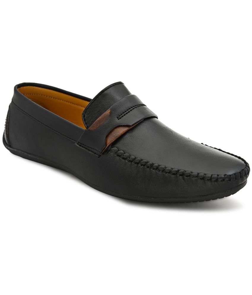     			Fentacia Black Loafers