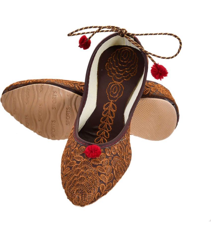 Anjaneya Creations Brown Ethnic Footwear