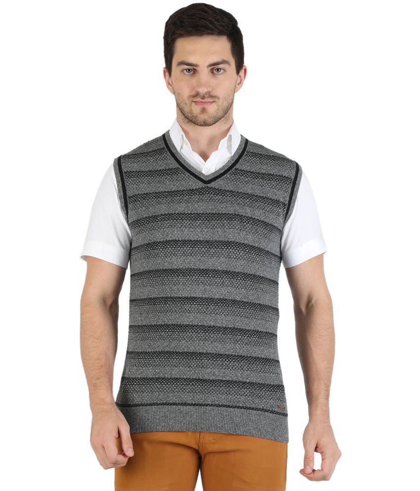     			Monte Carlo Grey V Neck Sweater