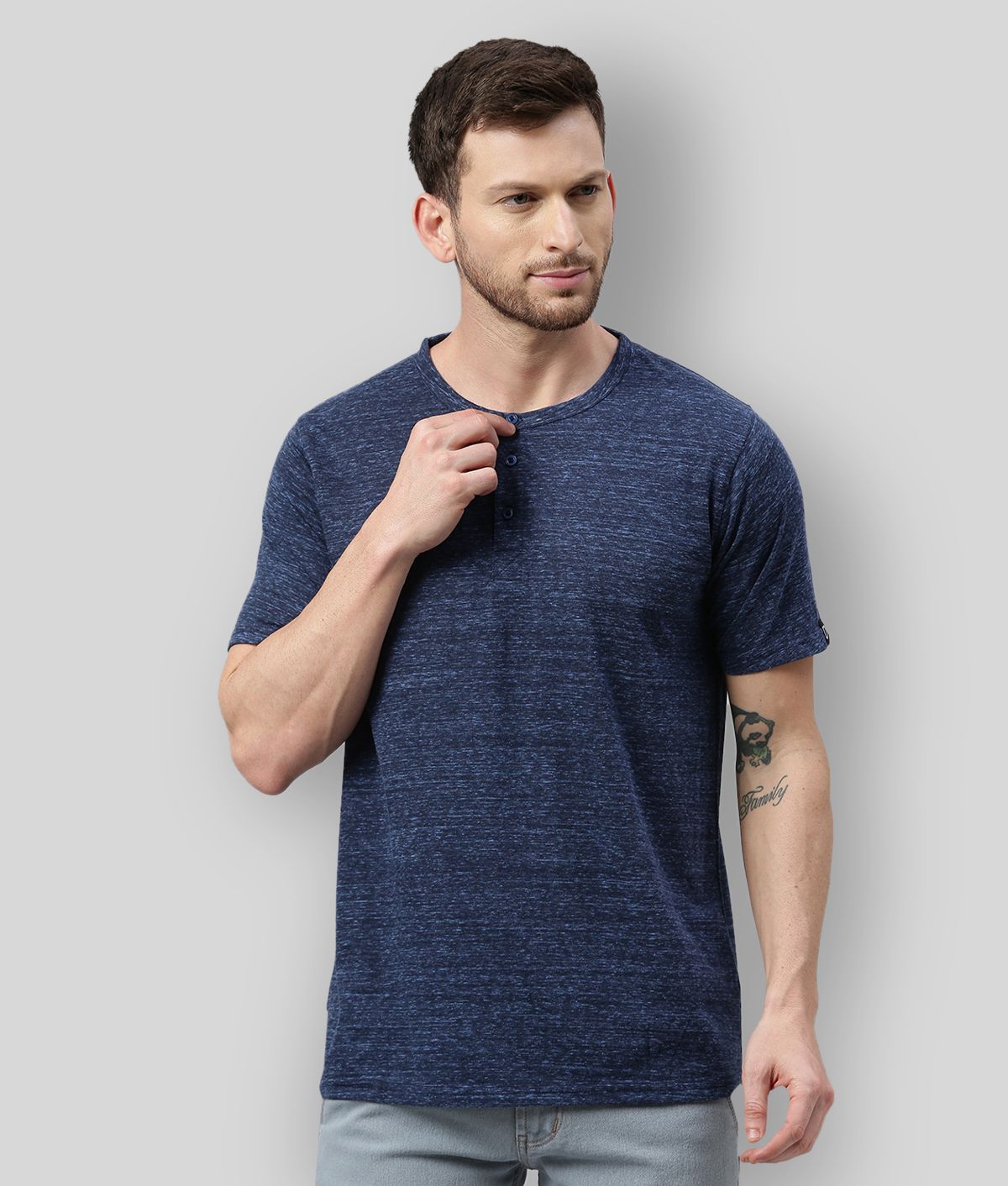     			Urbano Fashion - Blue Cotton Slim Fit Men's T-Shirt ( Pack of 1 )