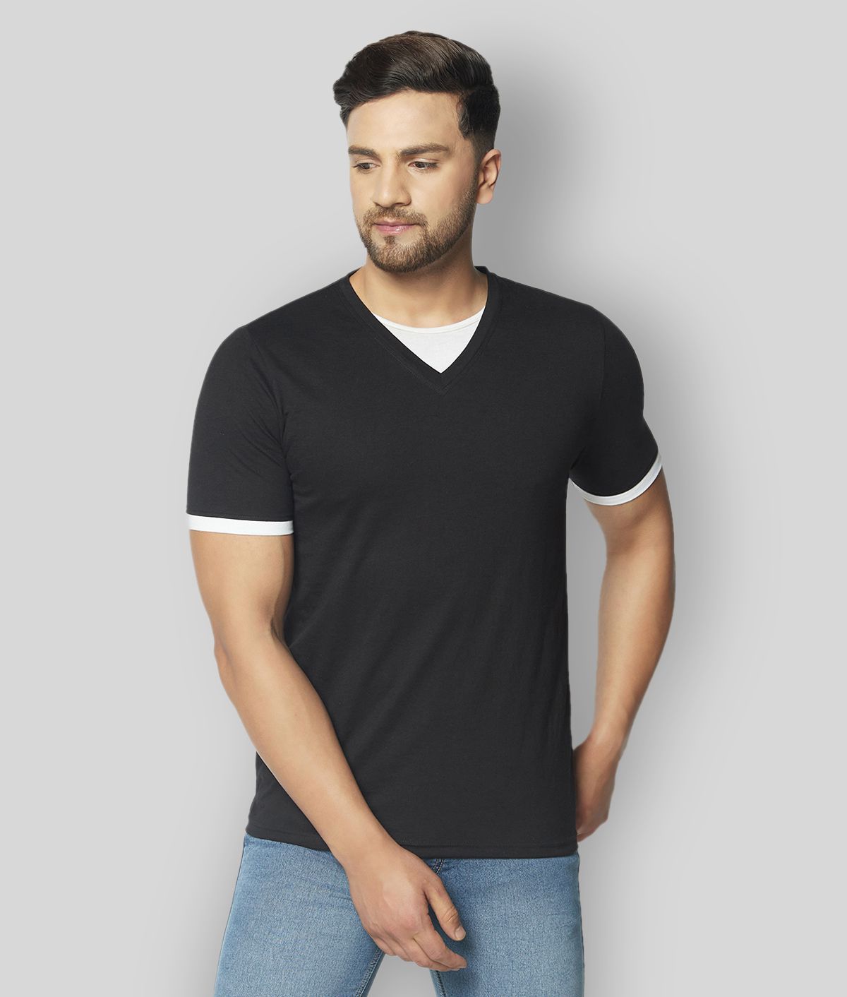     			Glito - Black Cotton Blend Slim Fit Men's T-Shirt ( Pack of 1 )
