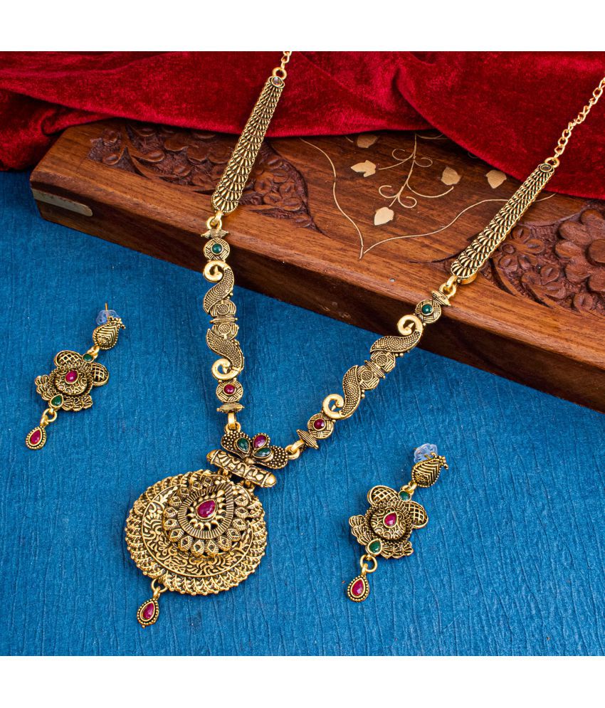     			Sukkhi Brass Golden Traditional Necklaces Set Collar