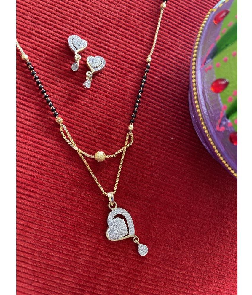     			Short Mangalsutra Designs Set with Earrings Gold Plated Necklace diamond mangalsutra Heart Love Shape Pendant black beads chain Gold Mangalsutra Latest Designs For Women (21 Inches)