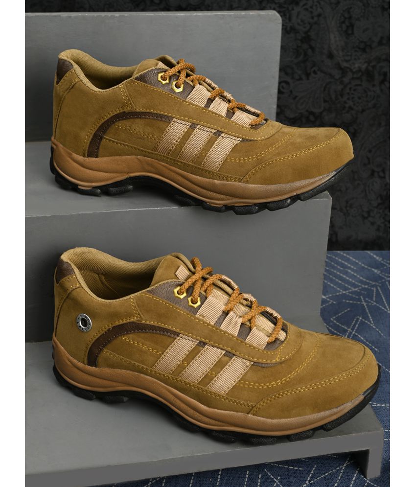     			Fashion Victim - Tan Men's Trekking Shoes