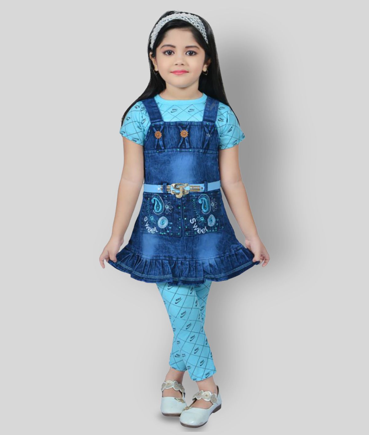     			NewCollections - Blue Denim Girl's Dungarees ( Pack of 1 )