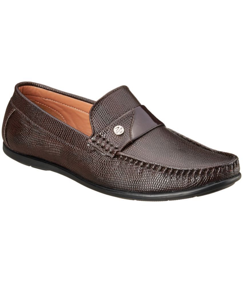     			Duke - Brown Men's Slip on