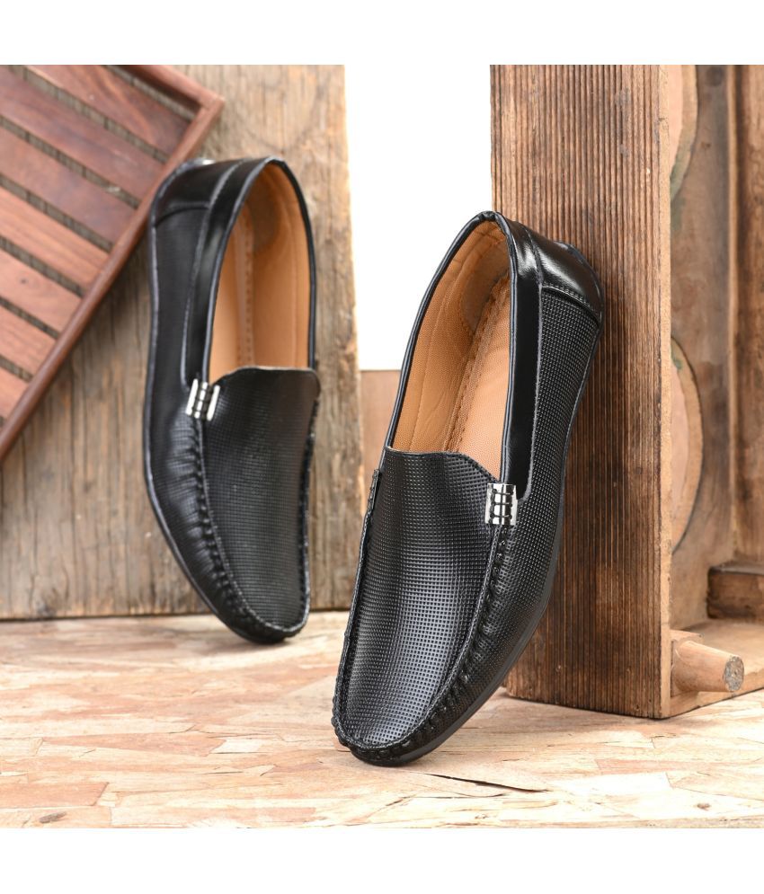 Leeport - Black Men's Slip on loafers