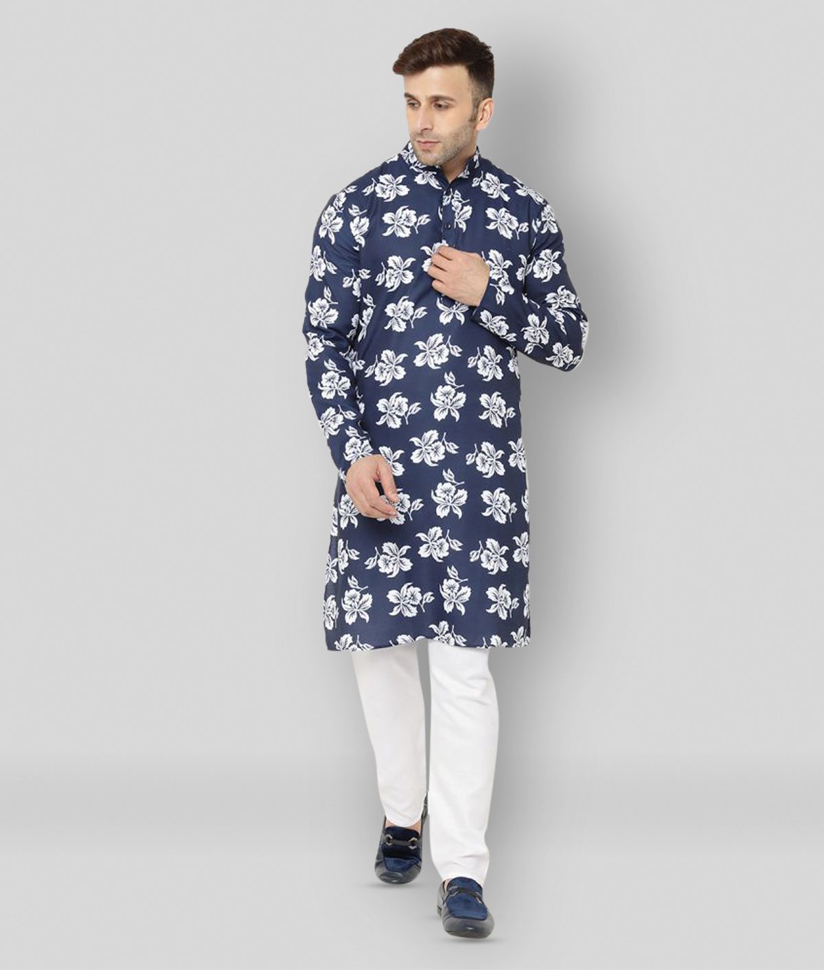     			Hangup - Navy Silk Regular Fit Men's Kurta Pyjama Set ( Pack of 1 )