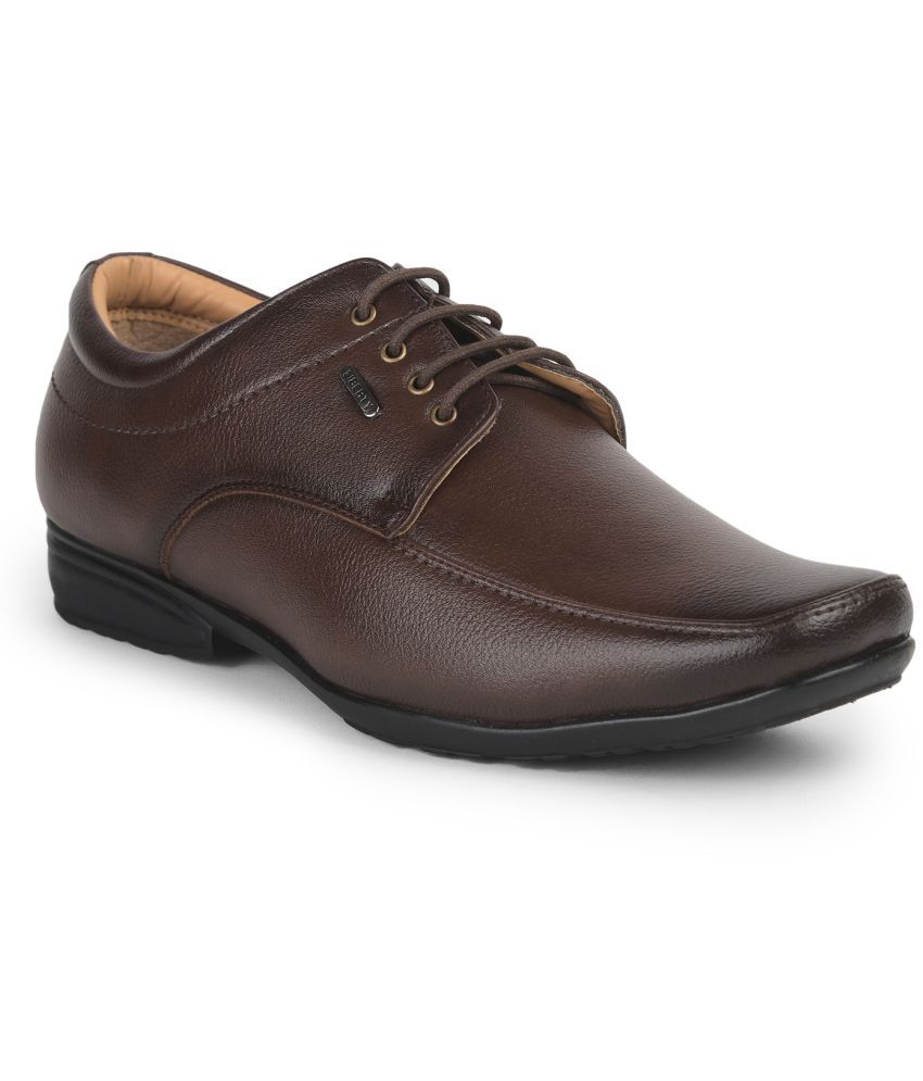     			Liberty - Brown Men's Derby Formal Shoes