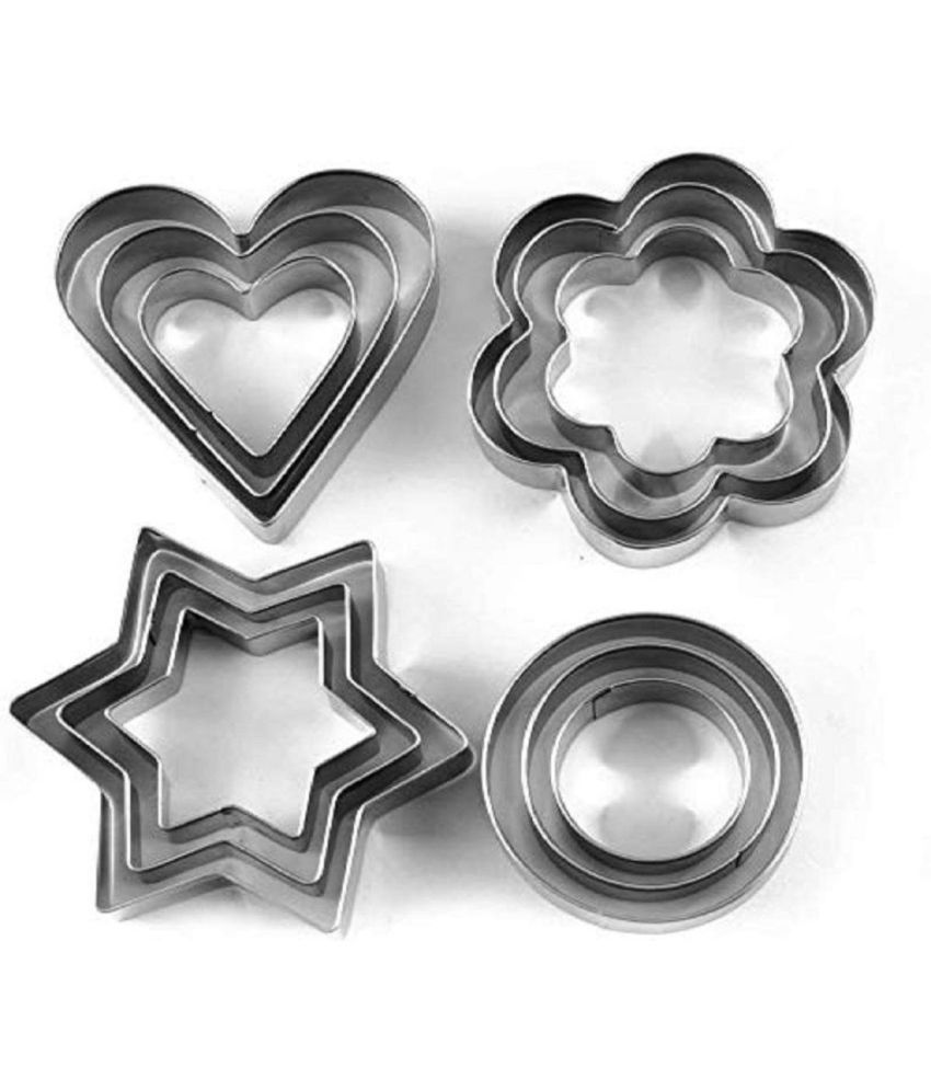     			purple dust - Silver Stainless Steel 12 pic cookie cutter ( More than 10 )