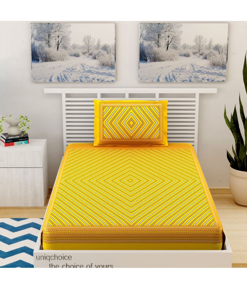     			HOMETALES Cotton Geometric Single Bedsheet with 1 Pillow Cover-Yellow
