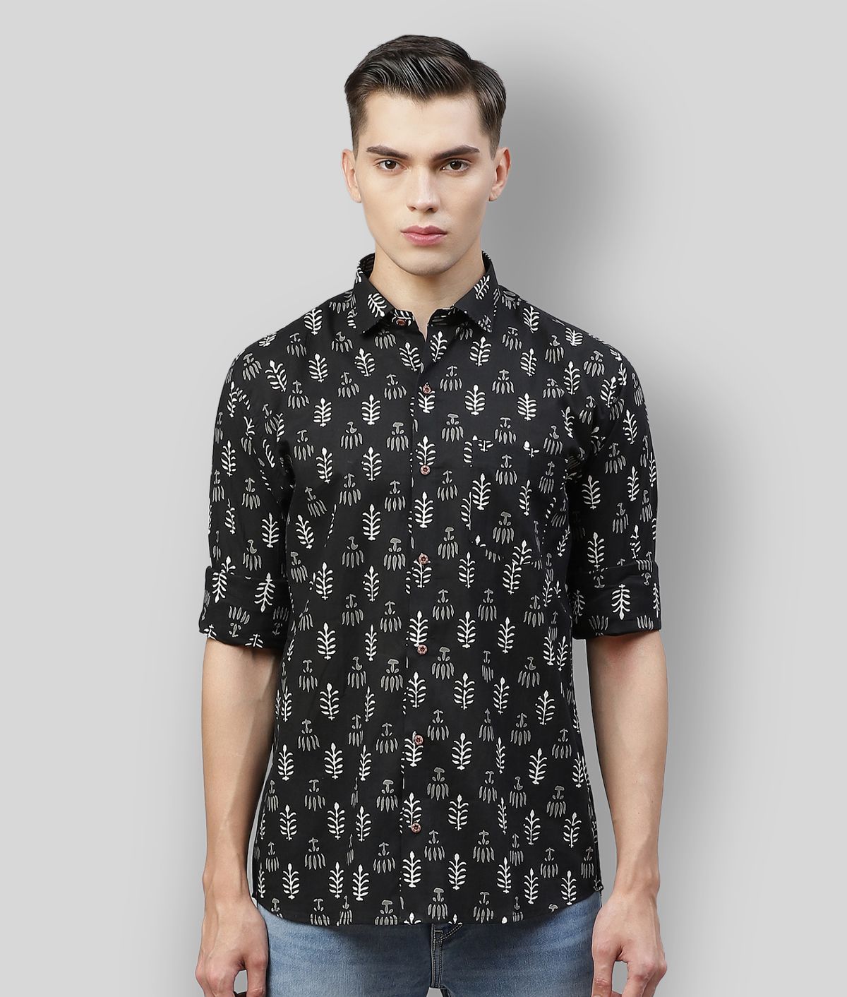     			Millennial Men - Black Cotton Regular Fit Men's Casual Shirt (Pack of 1 )