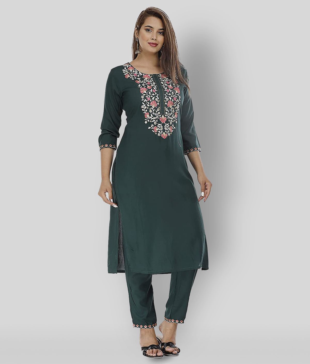     			G4Girl - Green Straight Rayon Women's Stitched Salwar Suit ( Pack of 1 )