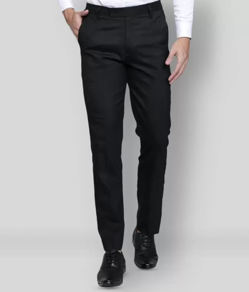 Solid Men Black Cotton Cargo Pant, Regular Fit at Rs 380/piece in Bhopal |  ID: 2850512945597