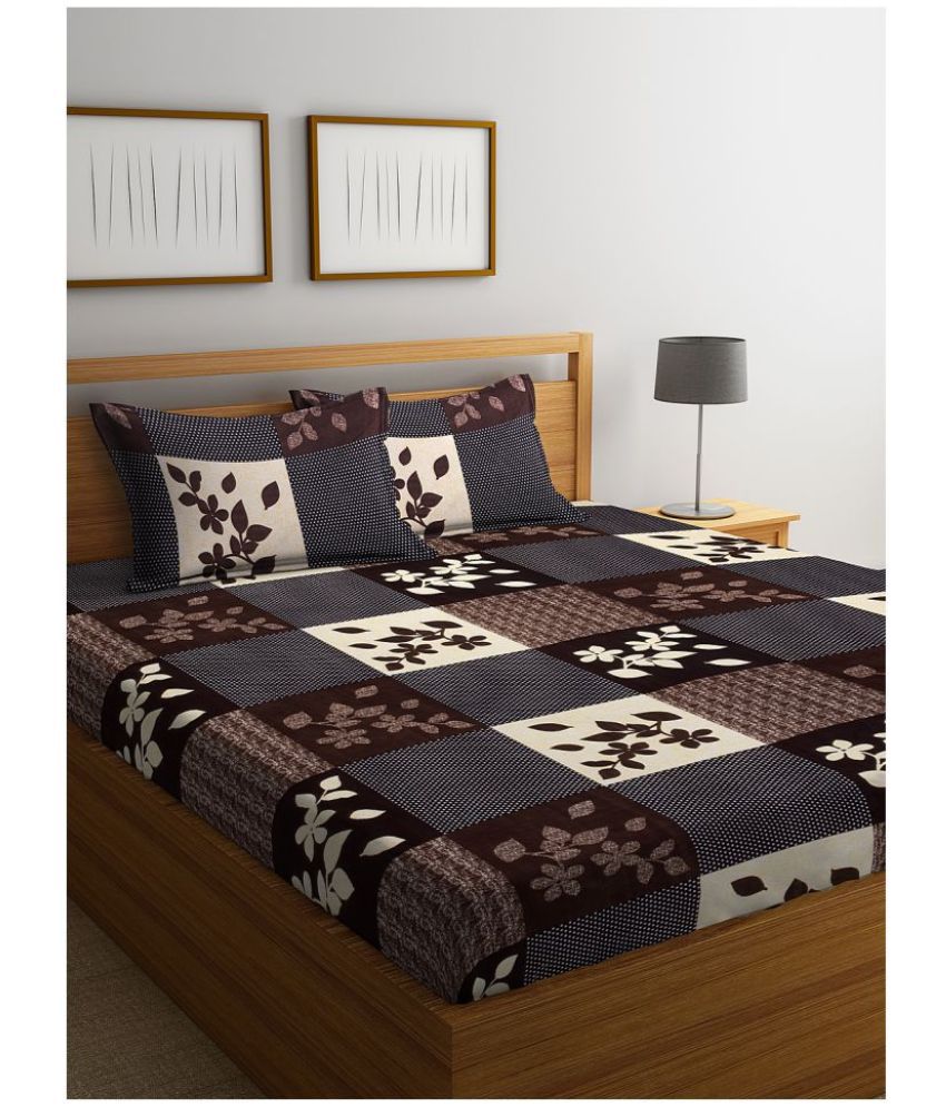     			Shaphio - Brown Microfiber Double Bedsheet with 2 Pillow Covers