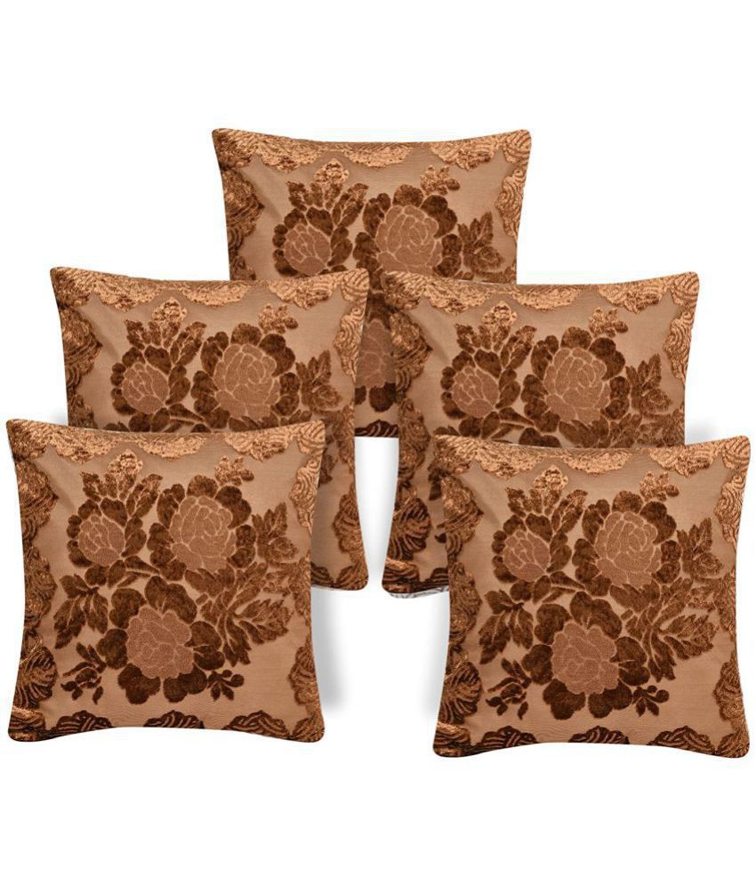     			HOMETALES Pack of 5 Velvet Floral Jacquard Square Cushion Cover (40x40)Cm Camel