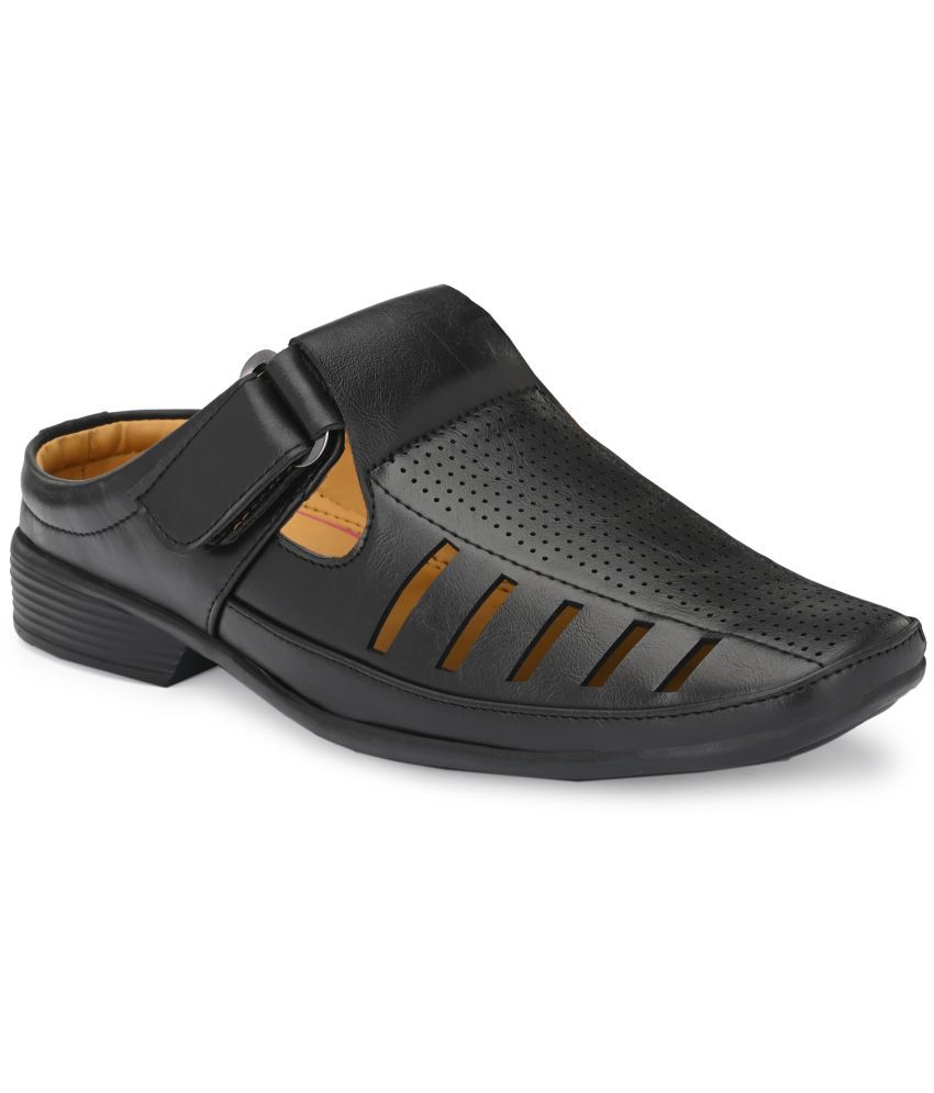     			Leeport - Black Men's Sandals