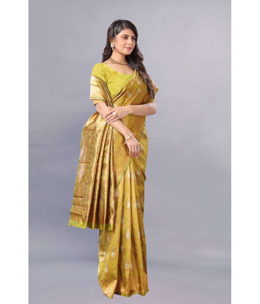     			Gazal Fashions - Yellow Banarasi Silk Saree With Blouse Piece ( Pack of 1 )
