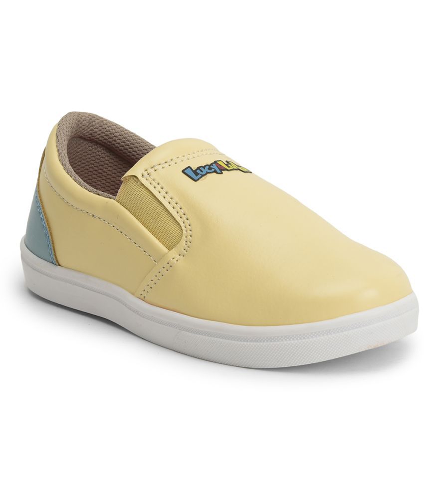     			Liberty - Yellow Boy's Ethnic Shoes ( 1 Pair )