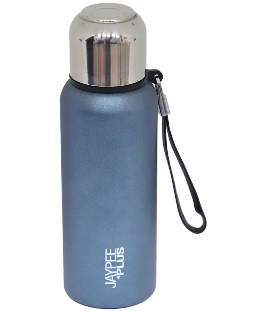     			Jaypee Plus - Quebec 700  Blue 700 mL Water Bottle ( Set of 1 )