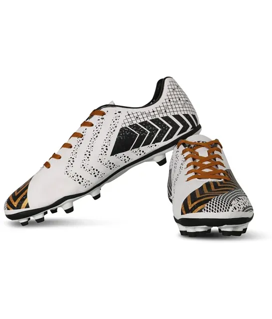 Football hot sale shoes snapdeal