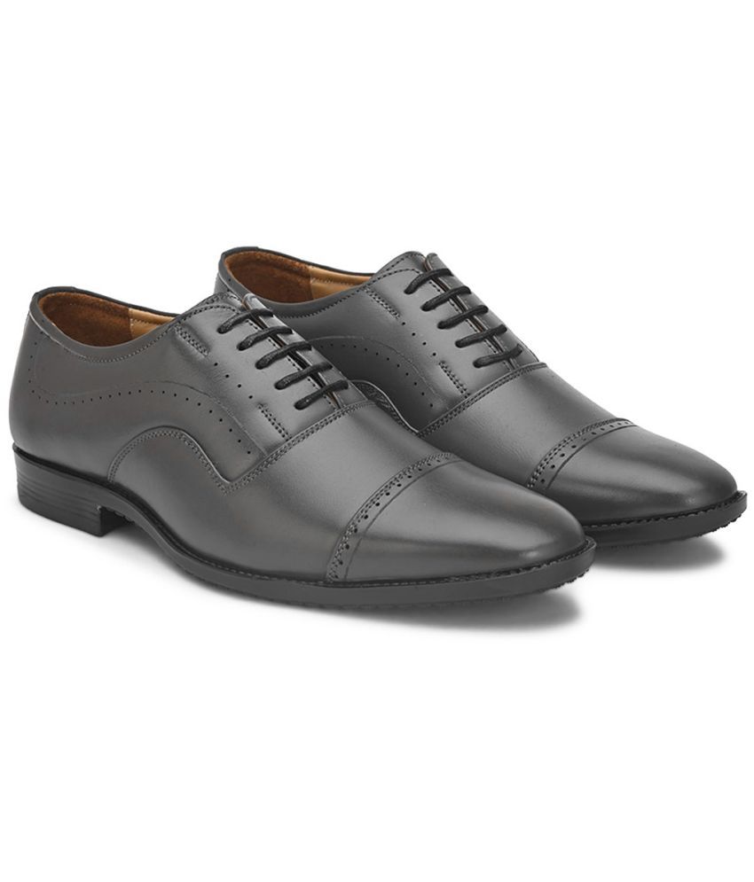     			Fashion Victim - Gray Men's Derby Formal Shoes