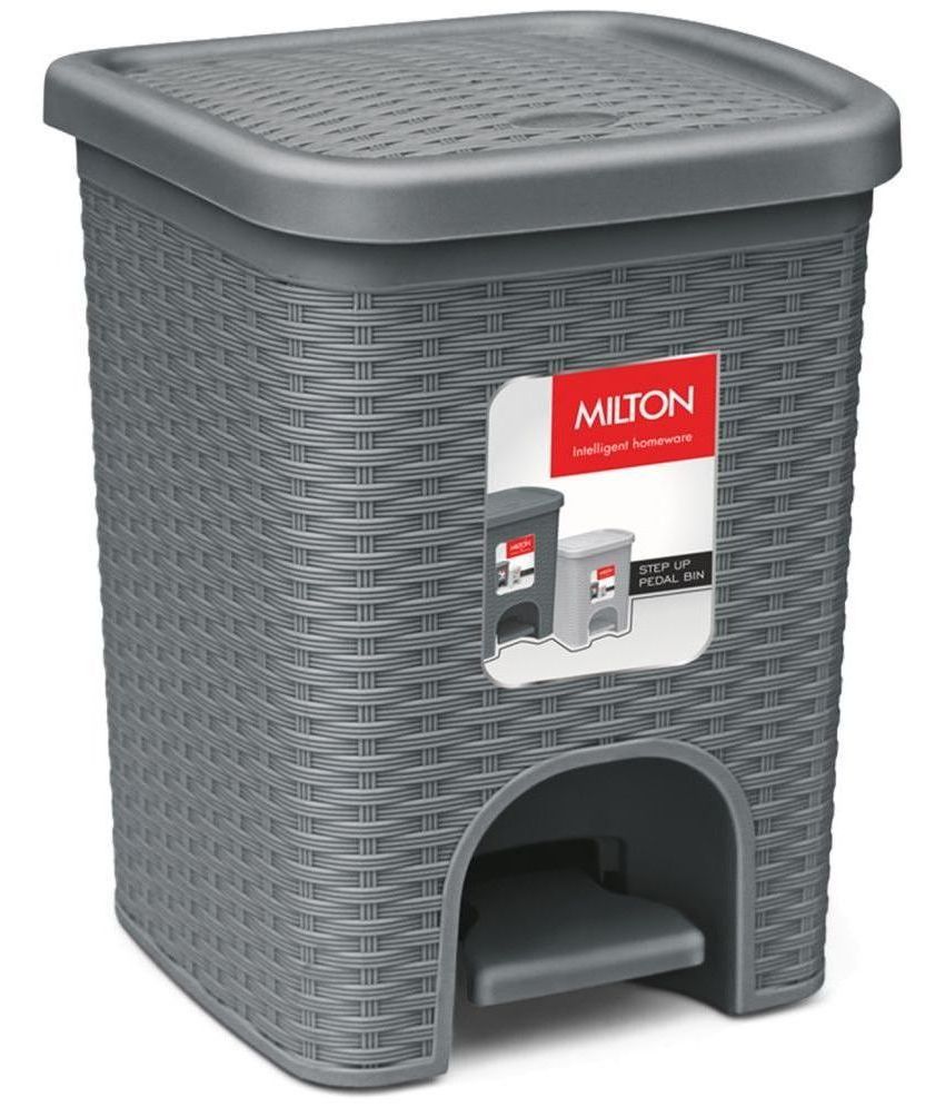     			Milton Step Up Pedal Bin with Removable Inner Bin, 1 Piece, 6 Litre, Grey