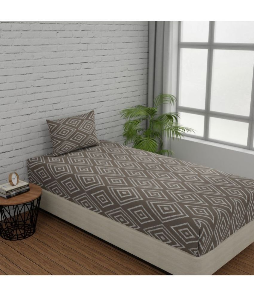     			Huesland - Brown Dark Cotton Single Bedsheet with 1 Pillow Cover