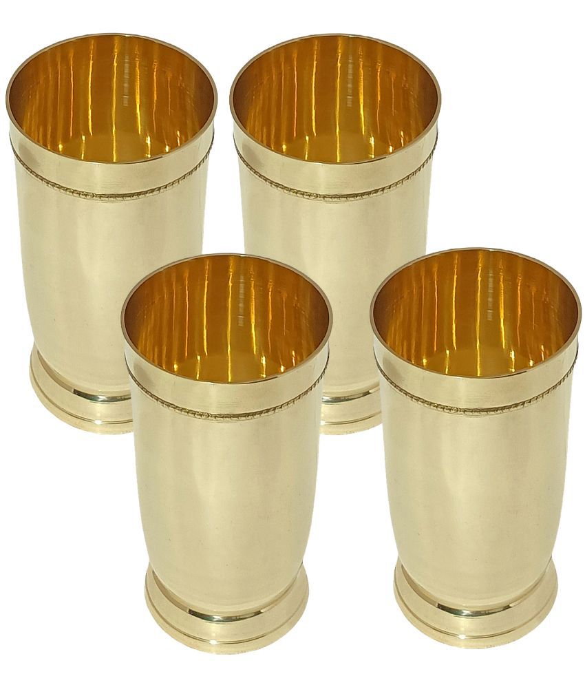     			A & H ENTERPRISES - Plain Heavy Water Brass Glasses Set 250 ml ( Pack of 4 )