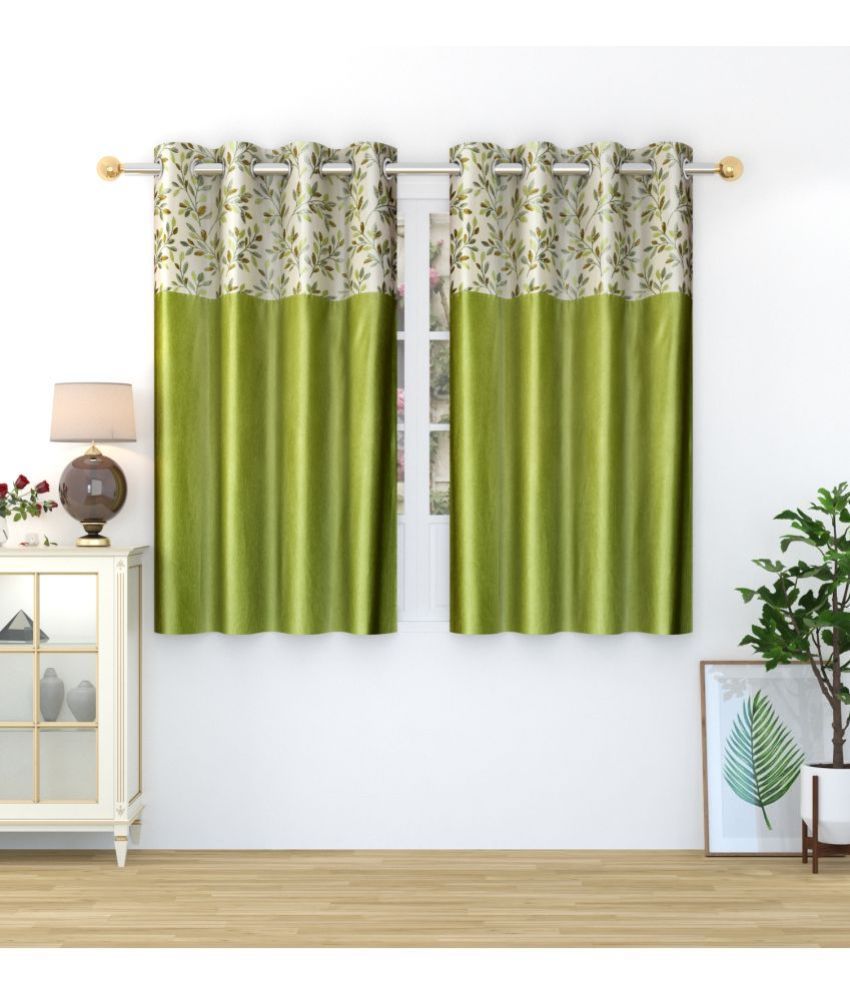    			Homefab India Nature Blackout Eyelet Window Curtain 5ft (Pack of 2) - Green