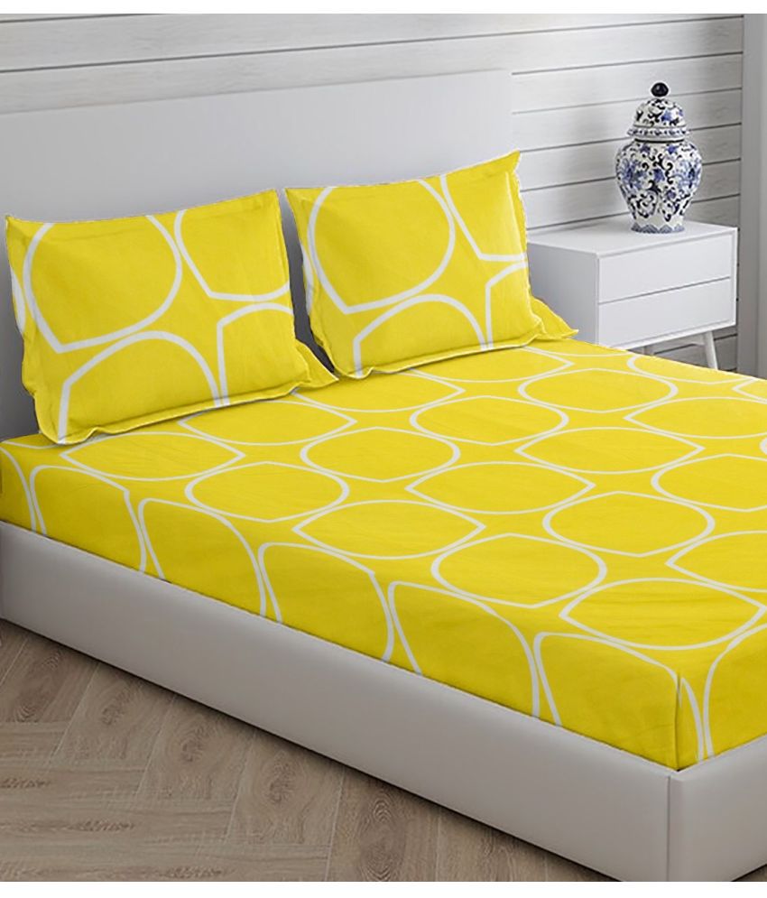     			HOMETALES Microfiber Abstract Double Bedsheet with Two Pillow Covers -Yellow