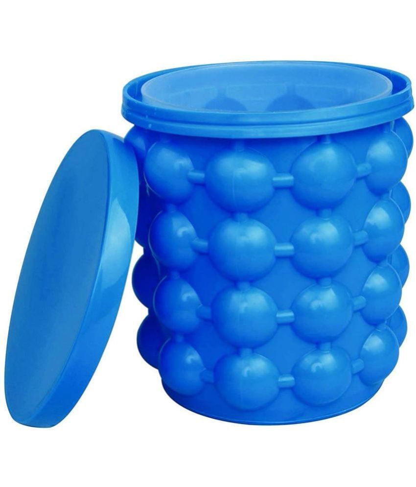     			THRIFTKART Silicone Ice Bucket Ice Cube Maker, Dark Blue, 1 Pc