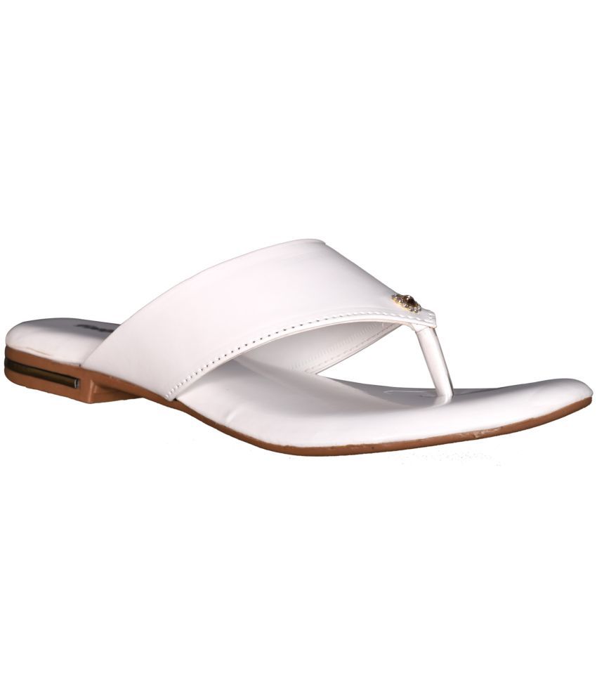     			Footprints - White Women's Flats