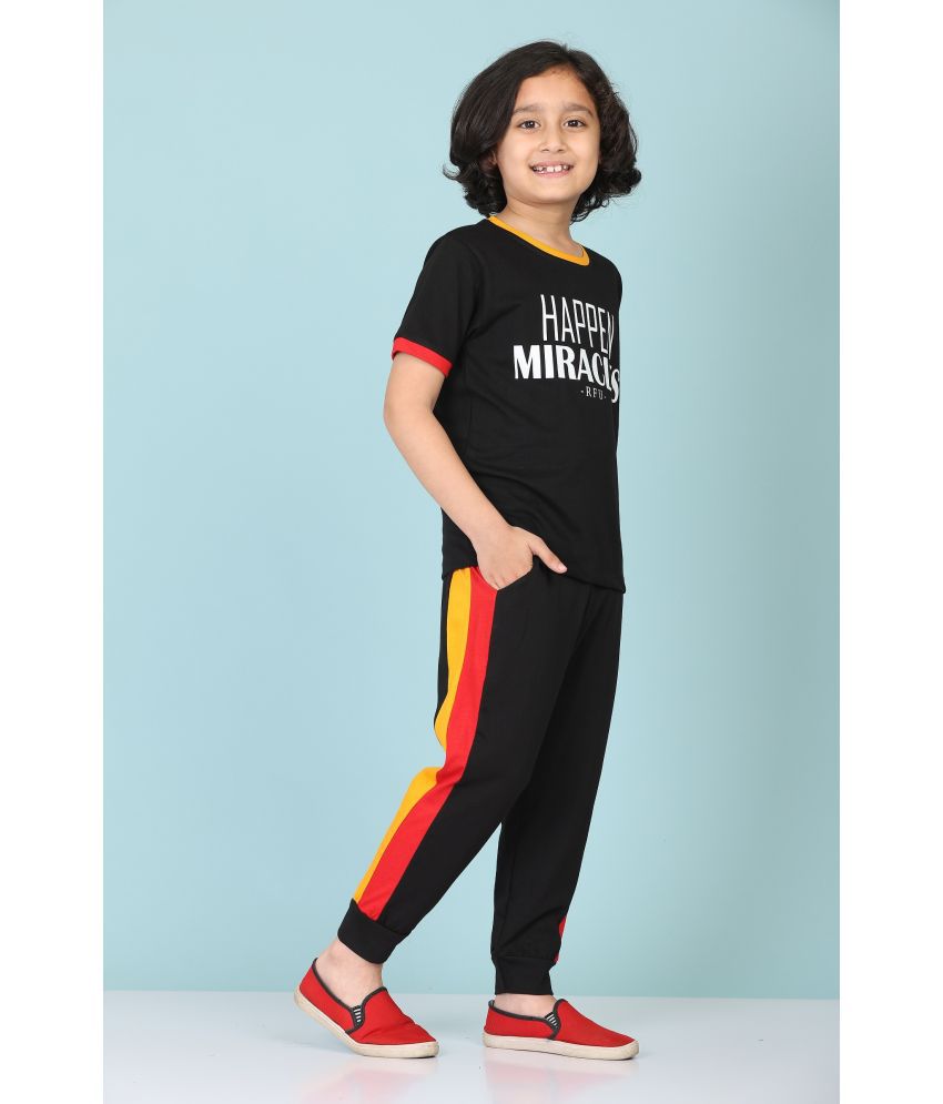     			Rydho - Black Cotton Boys T-Shirt & Trackpants ( Pack of 1 )